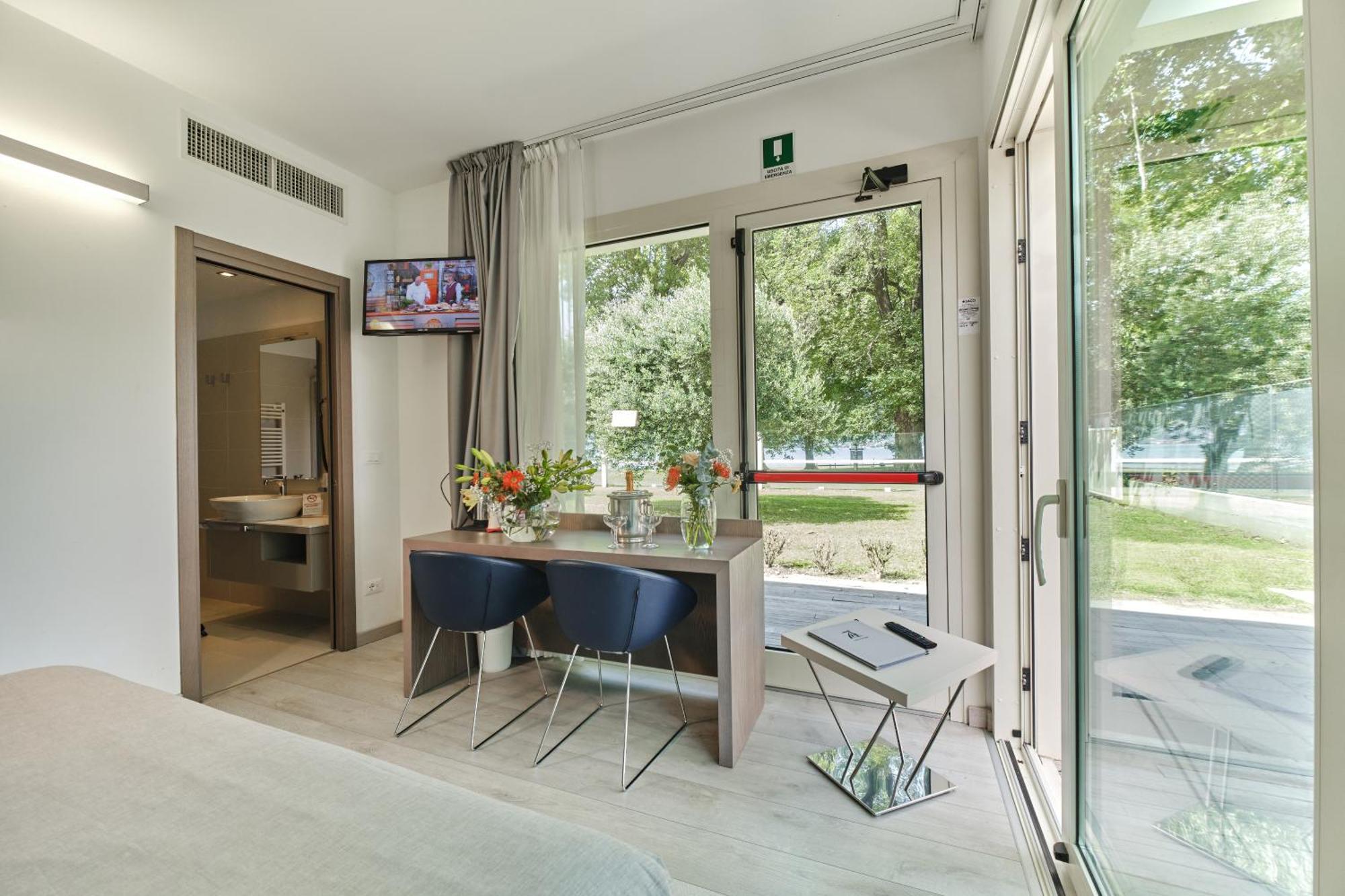 Seven Park Hotel Lake Como - Adults Only Colico Esterno foto